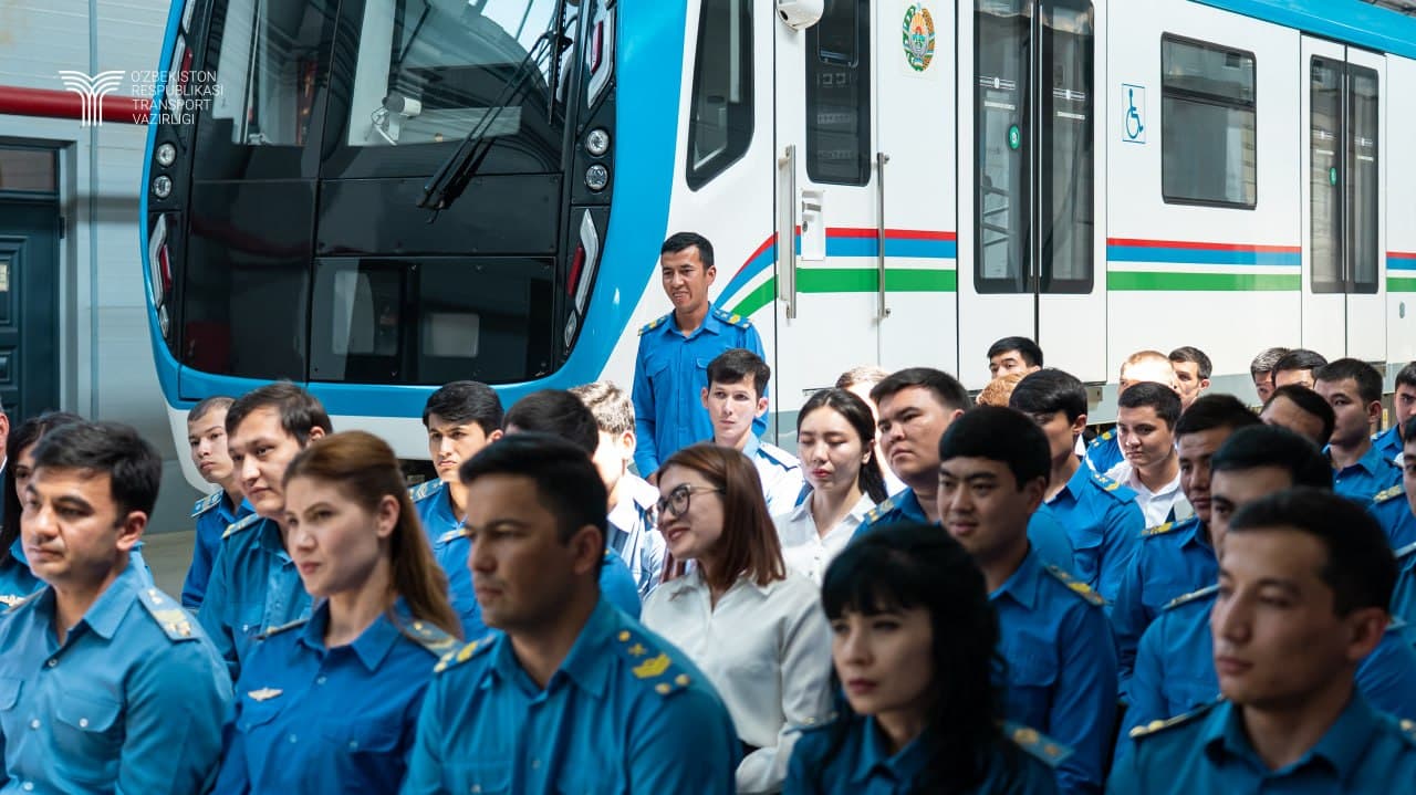 Министр транспорта встретился с молодёжью