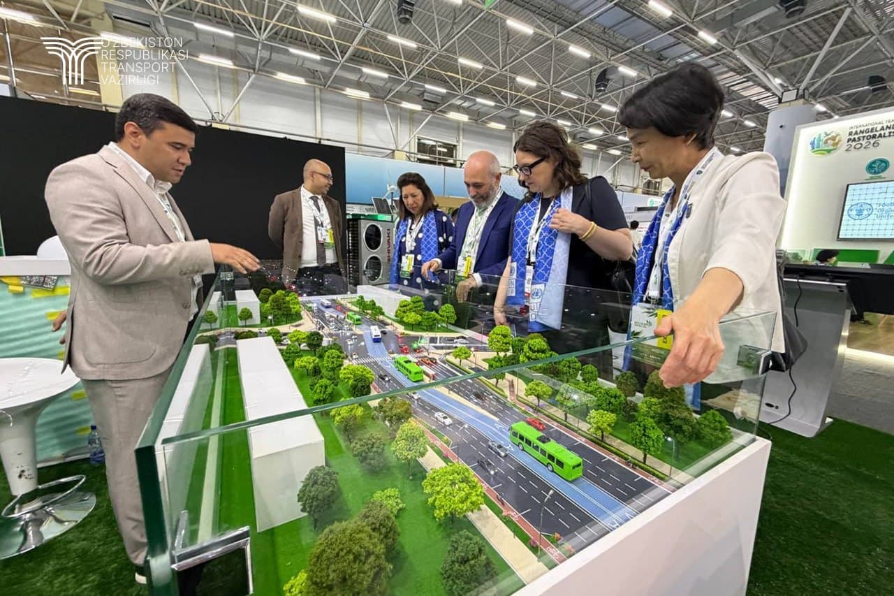 Транспорт вазирлиги "Eco Expo Central Asia 2026" халқаро кўргазмасида “яшил транспорт” лойиҳаларини тақдимот қилмоқда