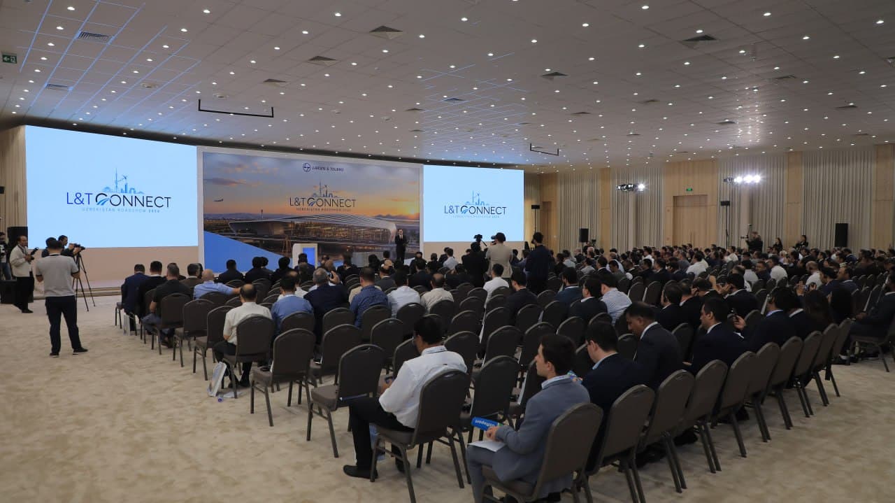 Road Show — маҳаллий ишлаб чиқарувчиларни йирик халқаро буюртмачилар билан бевосита боғловчи майдонга айланди