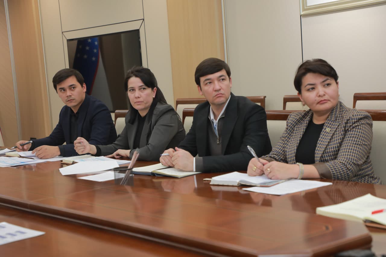 Viloyatda yoshlar siyosati: 2025-yil yakunlari va 2026-yil ustuvor vazifalari taqdim etildi