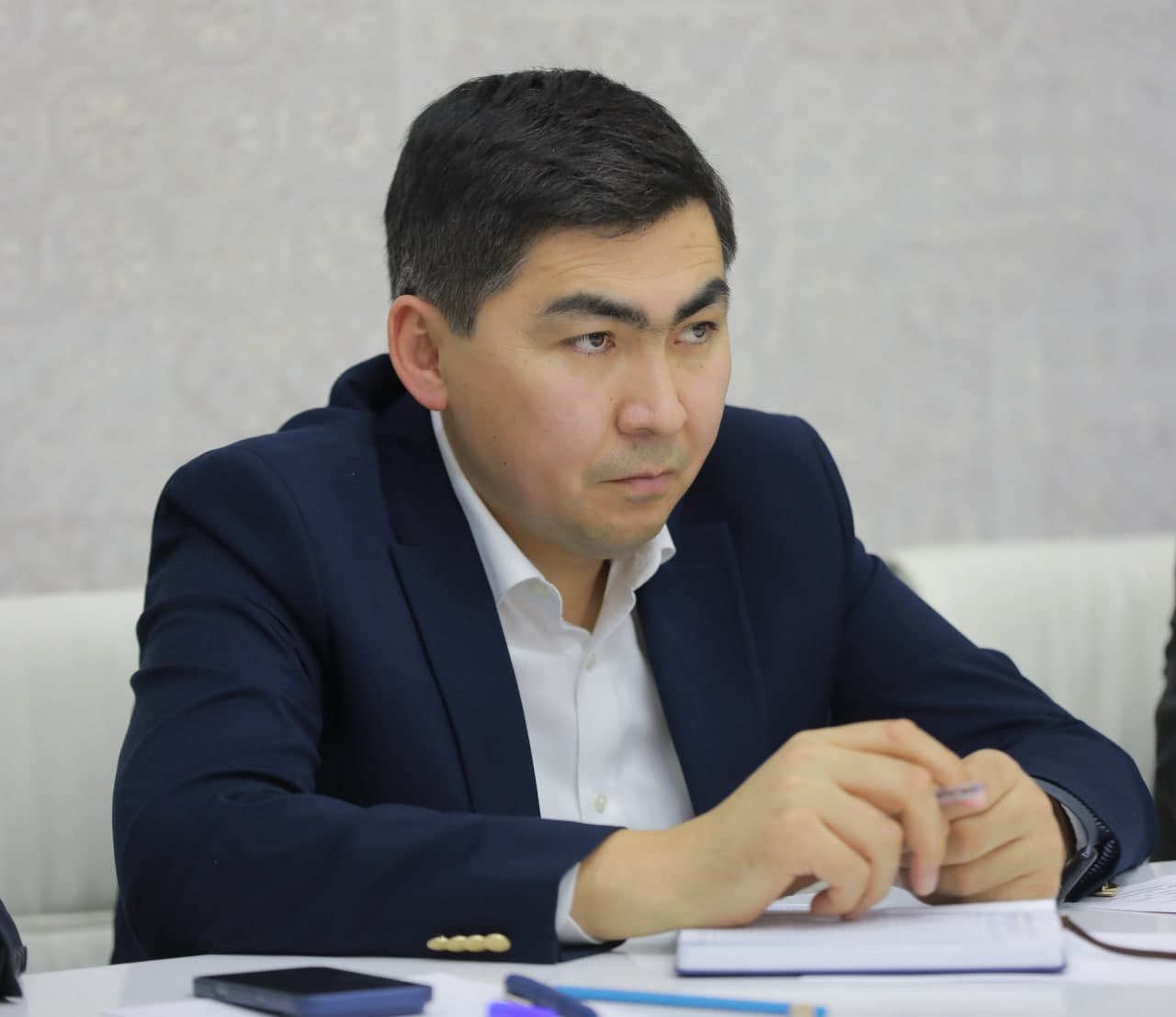 Harbiylar yurt sarhadlarini, ma’naviyatchilar ong sarhadlarini muhofaza qiladilar