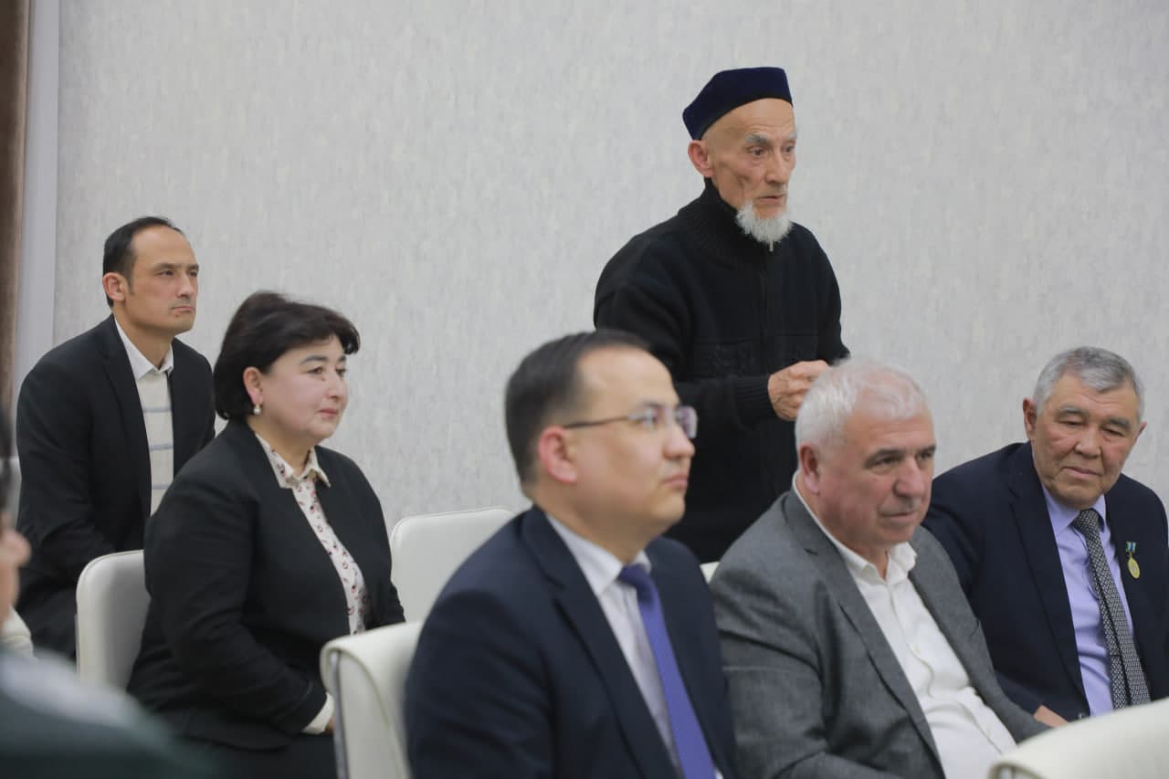 Harbiylar yurt sarhadlarini, ma’naviyatchilar ong sarhadlarini muhofaza qiladilar