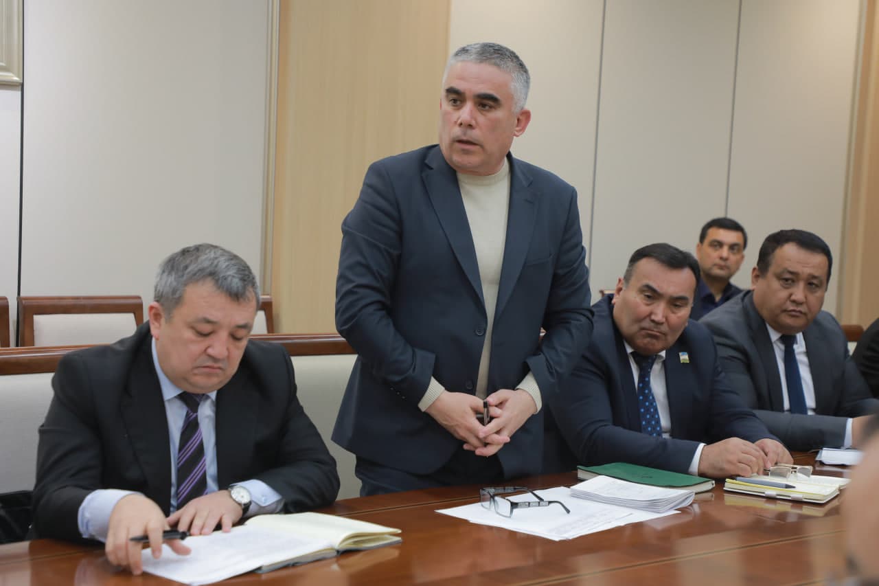 Zoyir Mirzayev viloyatda faoliyat yuritayotgan oliy ta’lim muassasalari rektorlari bilan uchrashdi