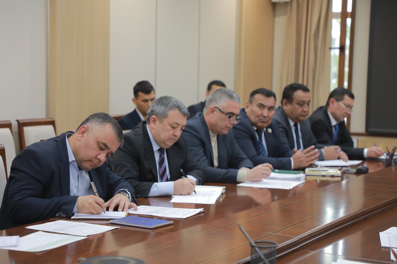 Zoyir Mirzayev viloyatda faoliyat yuritayotgan oliy ta’lim muassasalari rektorlari bilan uchrashdi