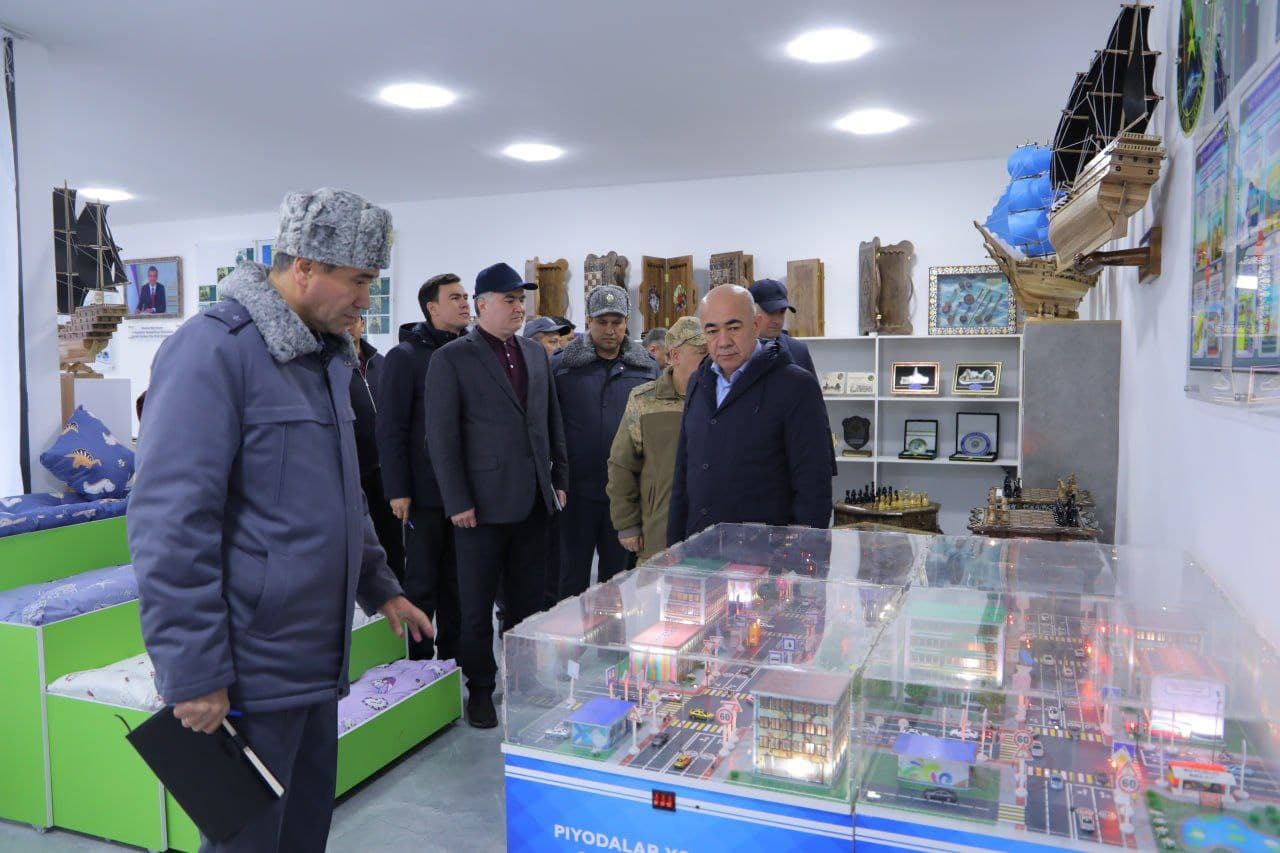 "Har kim xato qilishi mumkin, hamma gap xatolardan qanday xulosa chiqarishda" — Zoyir Mirzayev ozodlikdan mahrum etilgan yoshlar bilan uchrashdi