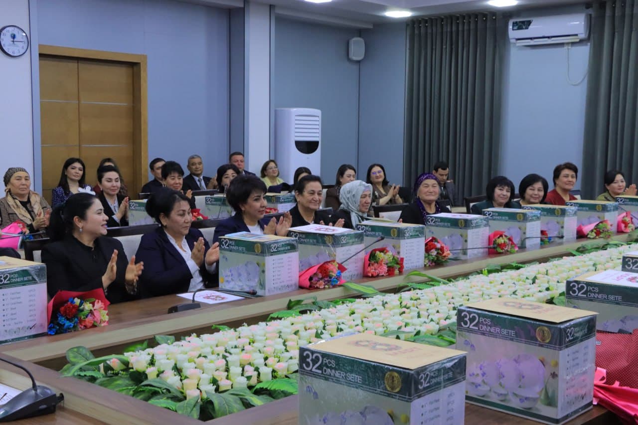 Kasaba uyushmalari tizimidagi fidoyi va jonkuyar ayollarga ehtirom ko‘rsatildi