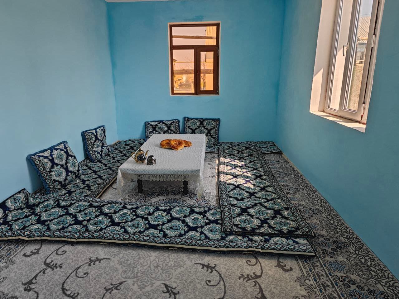 Bir tadbirkor 12 ta uy qurib berib, ehtiyojmand oilalarga bir umrlik quvonch hadya qildi