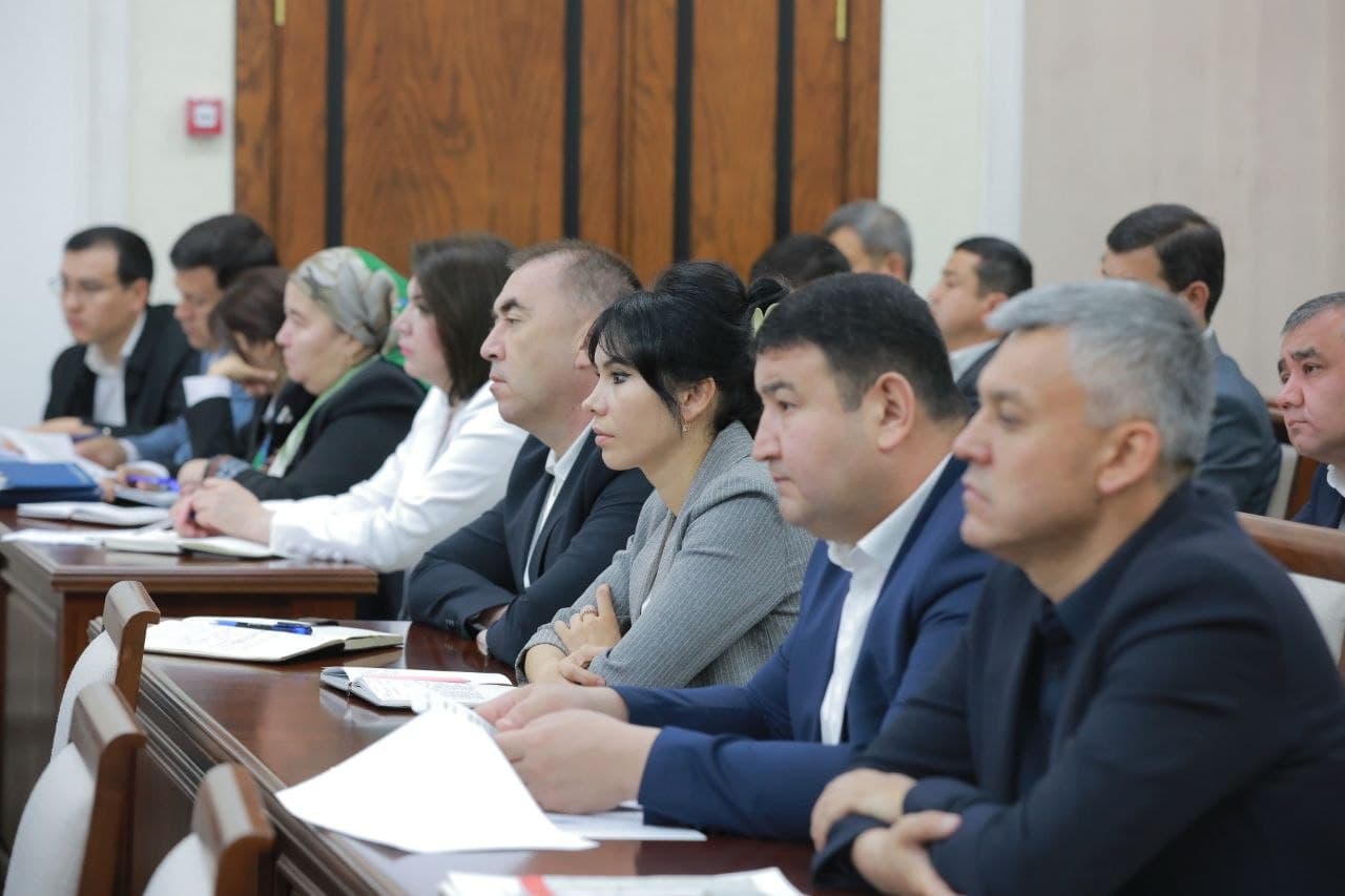 Hokimlik soati: “Aholi murojaati har bir rahbarning kun tartibidagi eng ustuvor masala bo‘lishi shart”