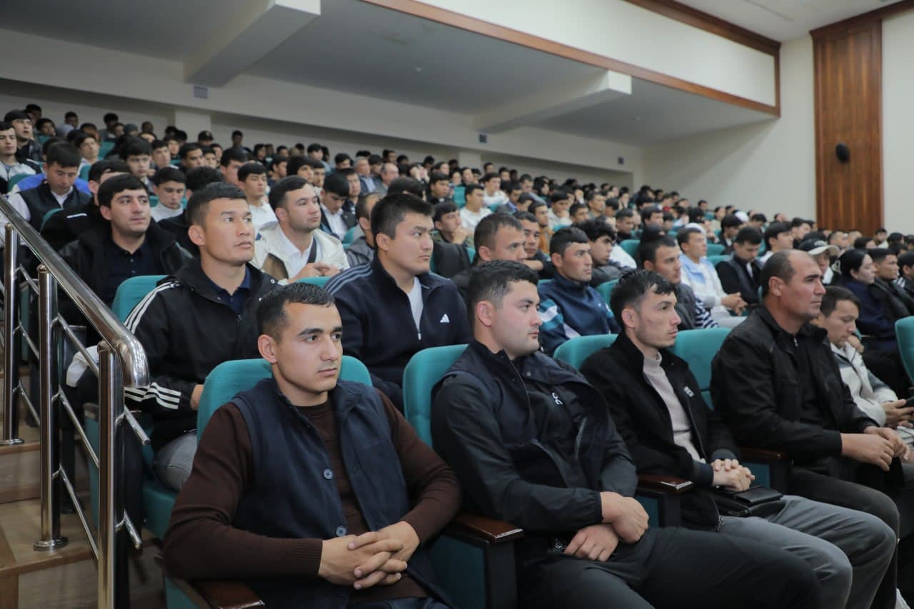Chirchiqda “Karyera kuni” mehnat yarmarkasi bo‘lib o‘tdi