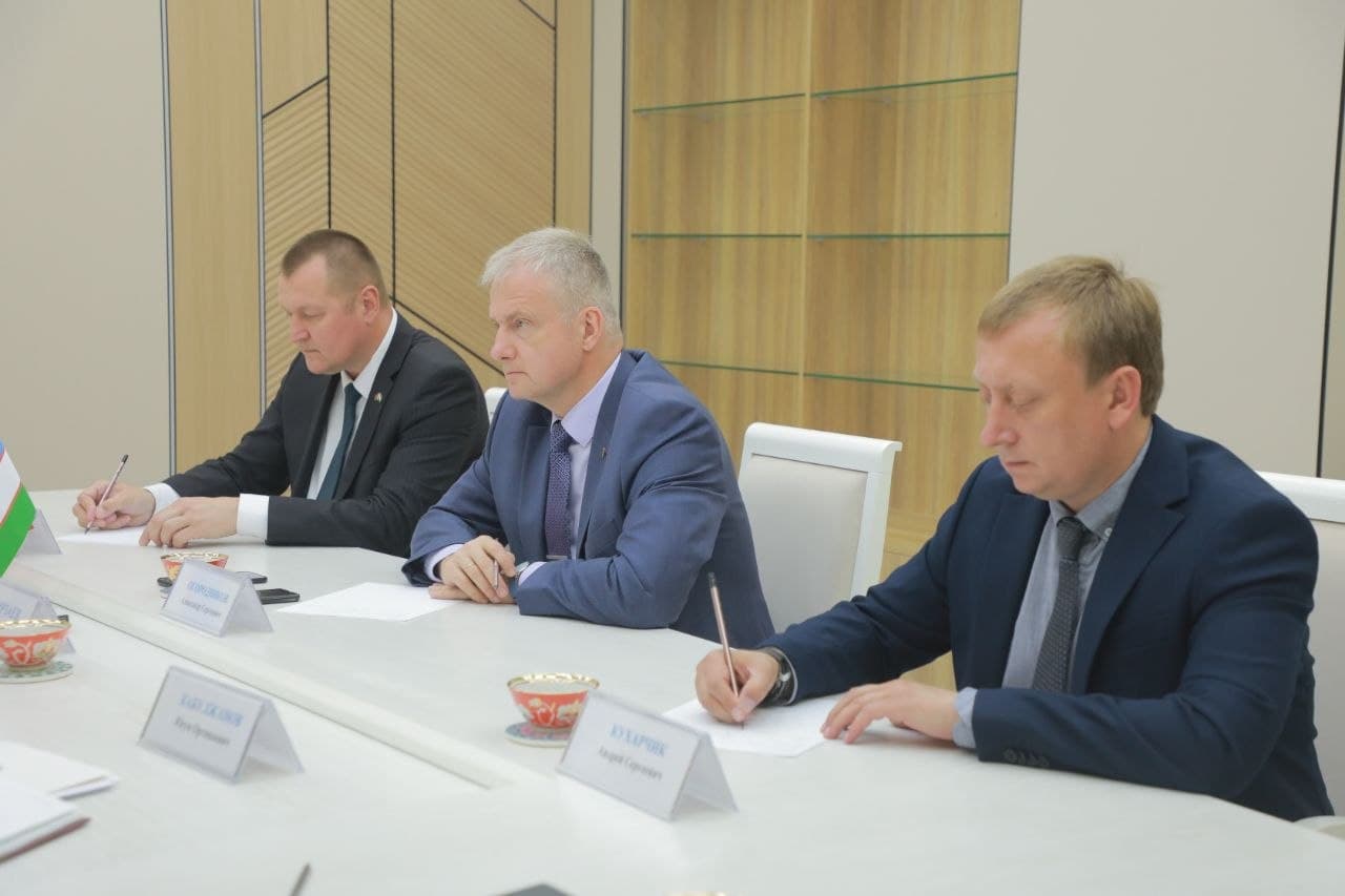Toshkent viloyati hokimi Belarus elchisi bilan muhim uchrashuv o‘tkazdi