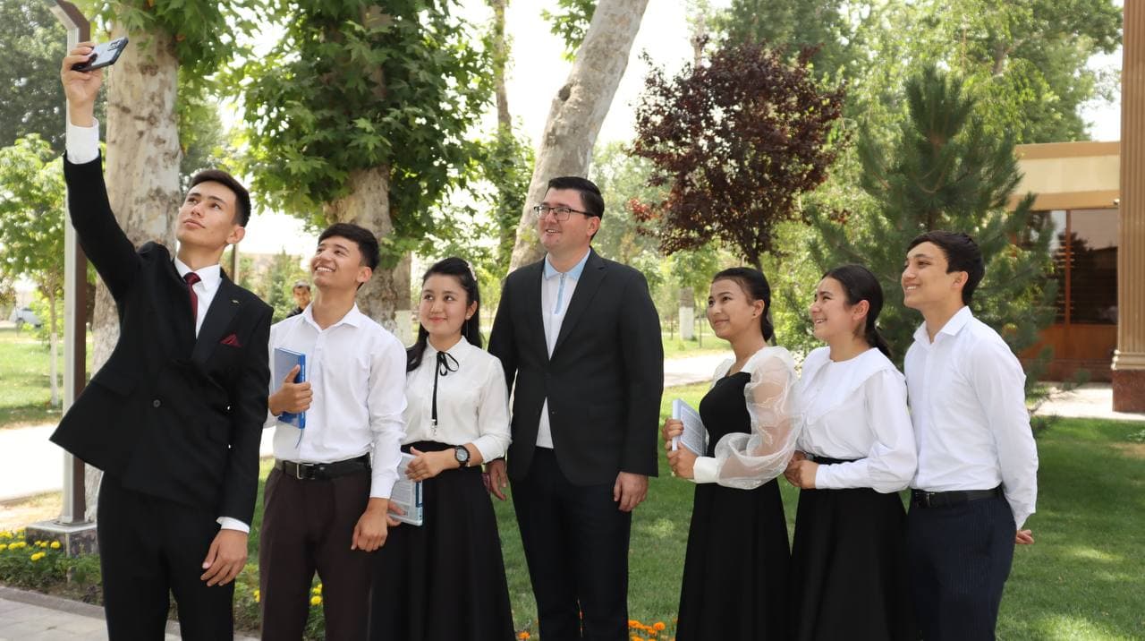 Yangi hayot va yorugʻ kelajak ramzi