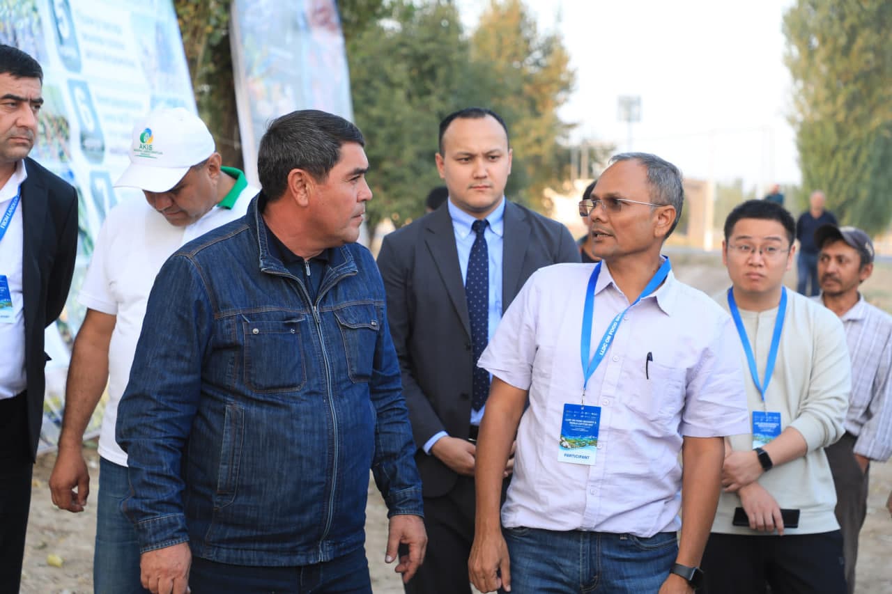 Xalqaro ekspertlar viloyatimizning ilg‘or paxtachilik tajribasi bilan tanishdilar Toshkent shahrida o‘tkazilayotgan xalqaro forumlar doirasida Xalqaro paxta maslahat qo‘mitasi, FAO, JST, UNIDO, UNCTAD va boshqa xalqaro tashkilotlar vakillari hamda xoriji