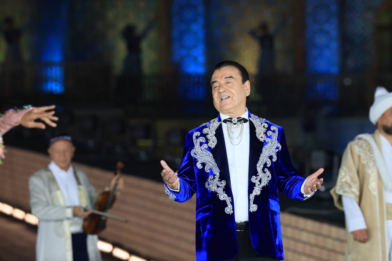 A solemn opening ceremony of the 3rd International Festival of Handicrafts and the International Pottery Forum took place at Urda Square in the city of Kokand