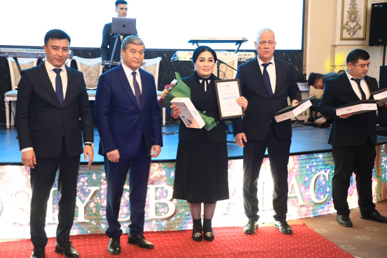 Farg‘onada kasaba uyushmalari fidoyilari sharaflandi