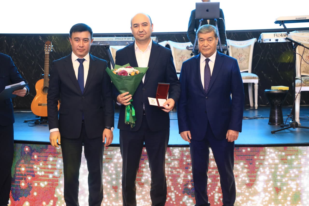 Farg‘onada kasaba uyushmalari fidoyilari sharaflandi