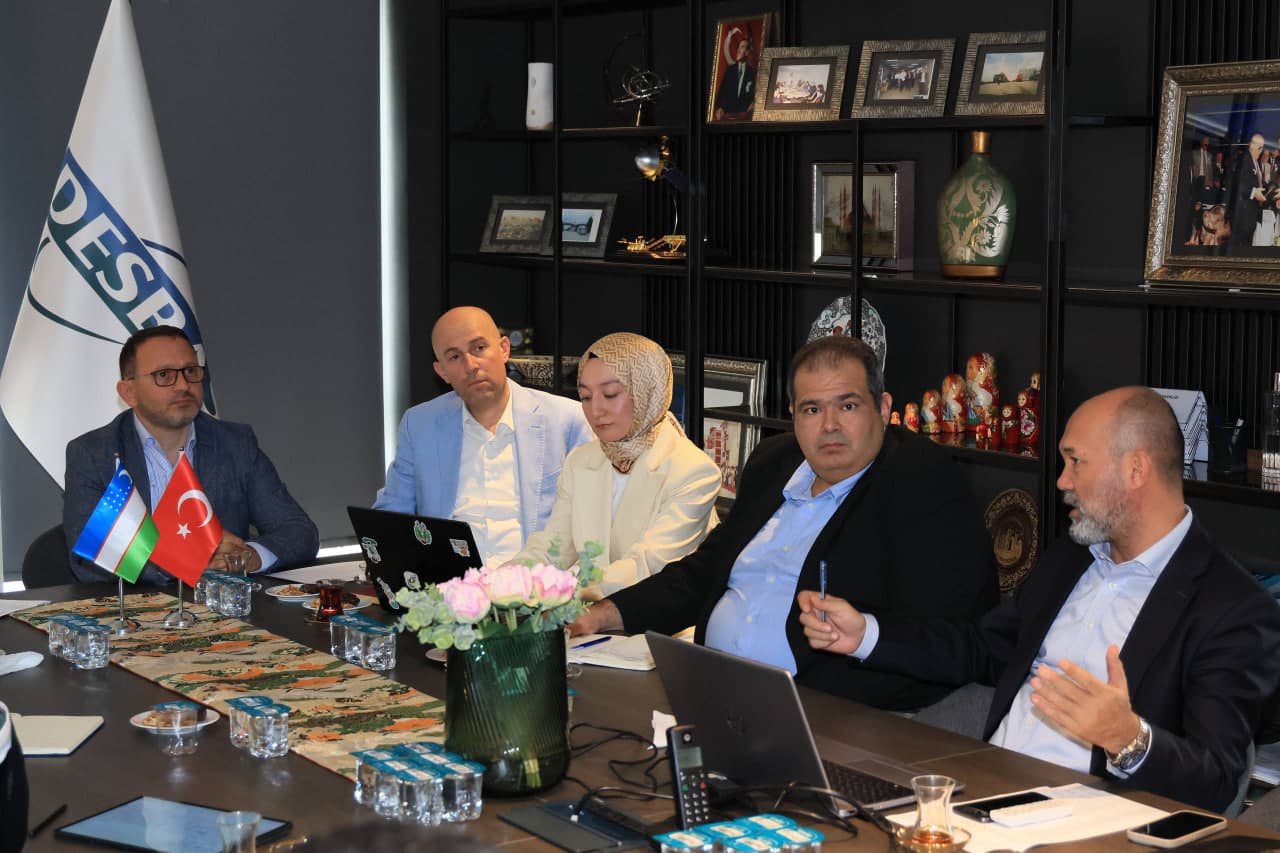 Fergana Region Governor Khayrullo Bozorov visited the Istanbul Industrial and Trade Free Zone and held a meeting with the leadership of the DESBAŞ management office.