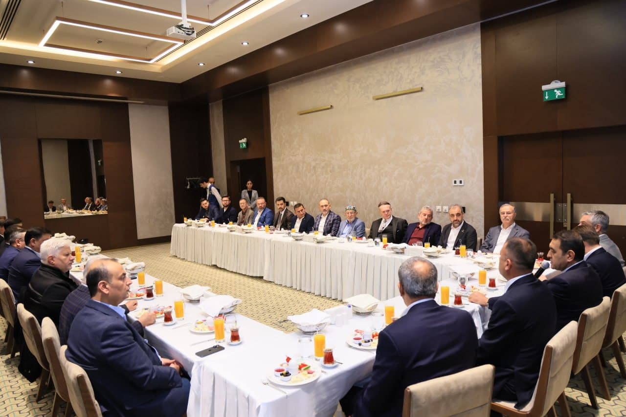 Viloyat hokimi Xayrullo Bozorov Turkiya Respublikasidagi amaliy tashrifi davomida Turkiyaning markaziy hududida joylashgan, tarixiy, siyosiy, iqtisodiy va madaniy markaz sifatida ahamiyatga ega bo‘lgan Konya viloyatiga tashrif buyurdi.