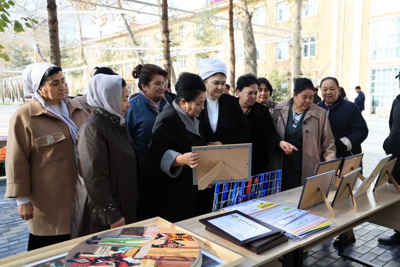 Farg‘ona shahridagi Farg‘ona jamoat salomatligi tibbiyot institutida Zulfiya nomidagi Davlat mukofoti tanlovining viloyat bosqichi bo‘lib o‘tmoqda.