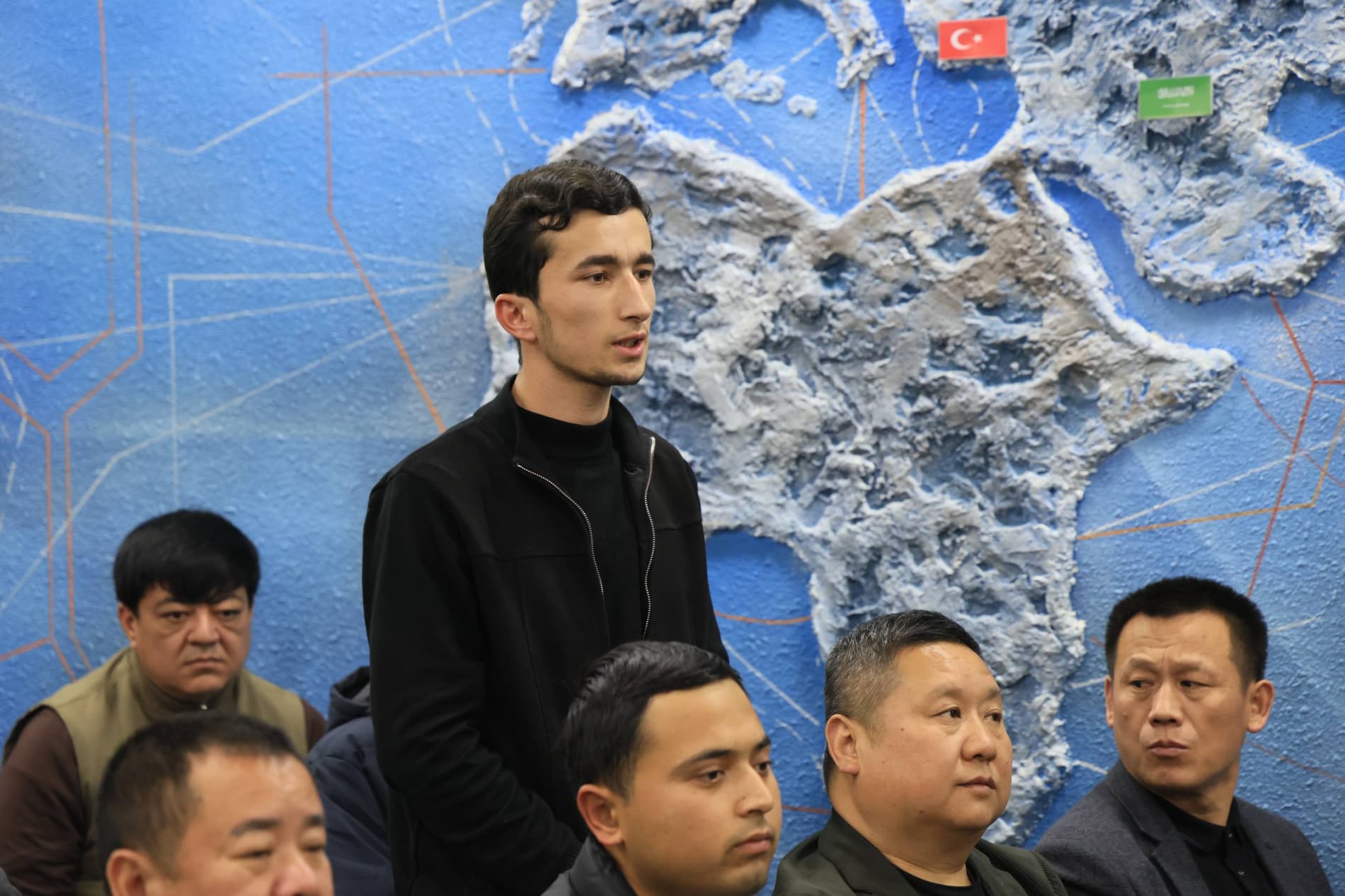 Хоким области провёл диалог с предпринимателями