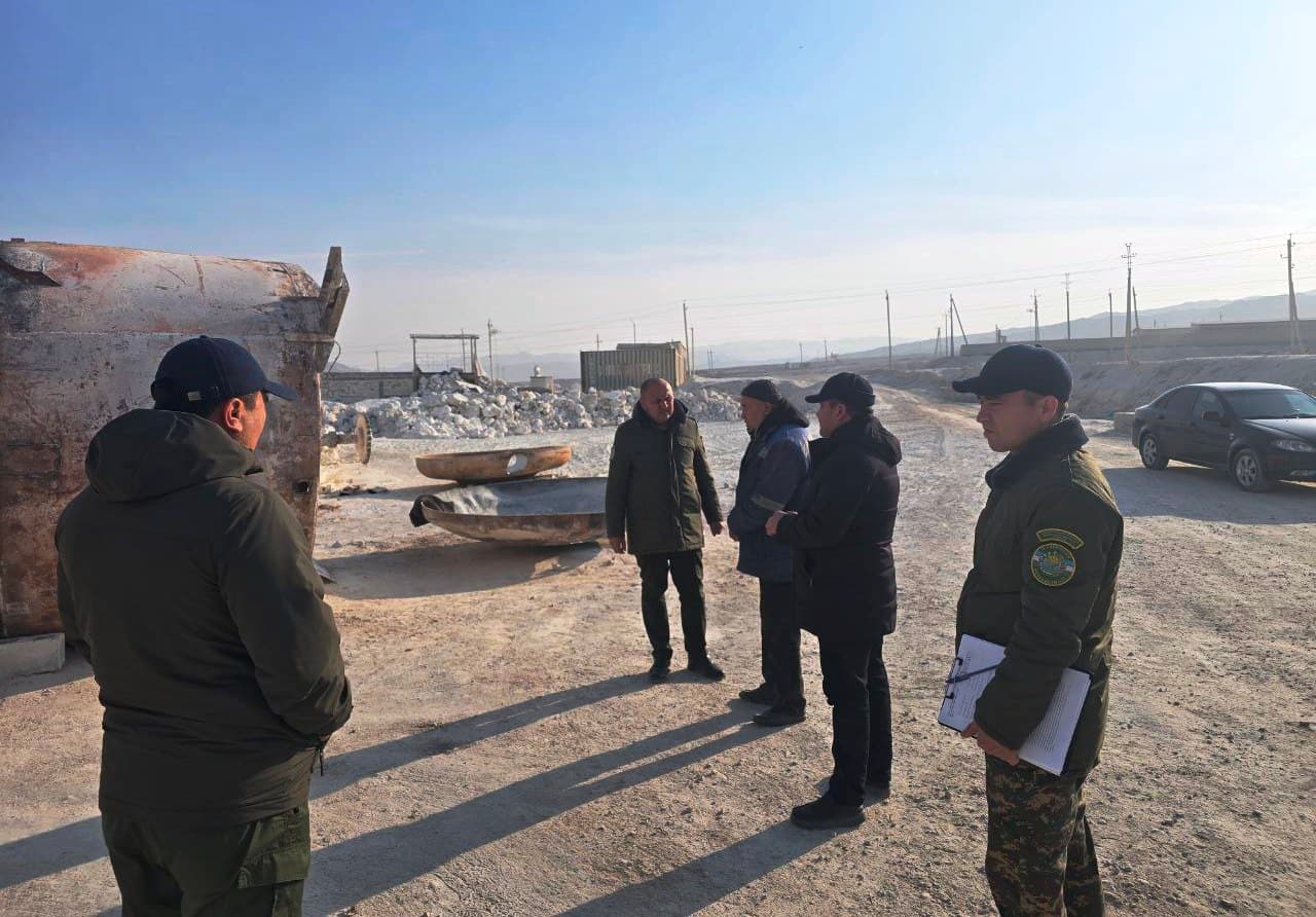 Шўрсув саноат зонасида чанг-газ ушлаш қурилмаси ўрнатмаган ҳолда ишлаётган 30 дан зиёд корхоналар фаолияти вақтинчалик тўхтатилди