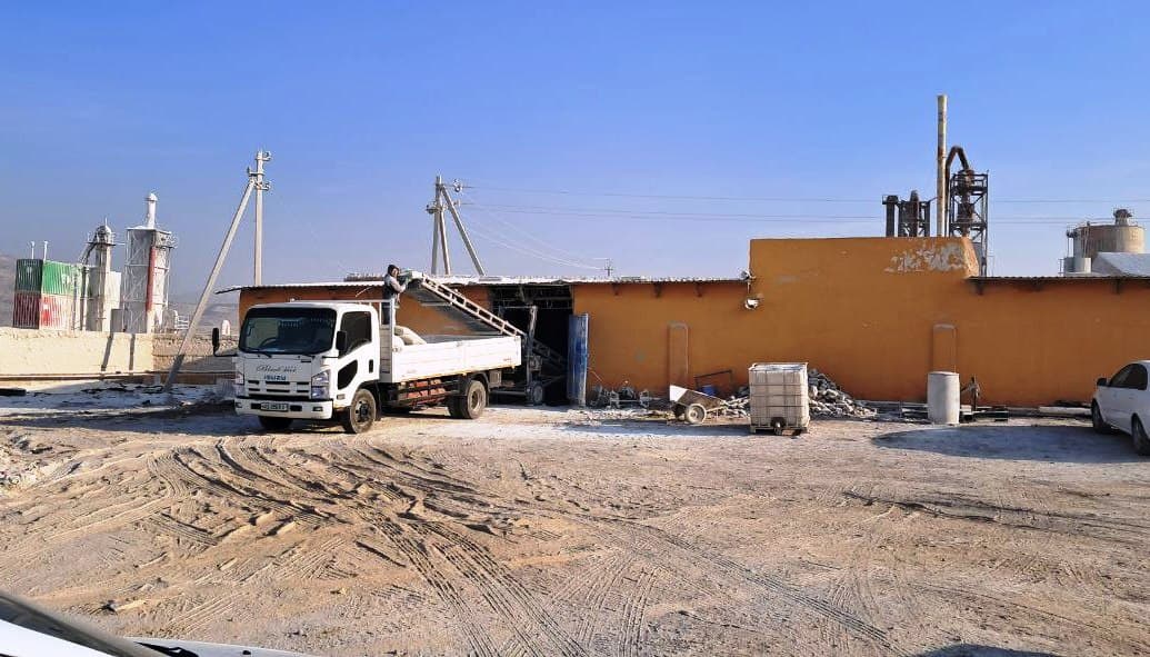 Шўрсув саноат зонасида чанг-газ ушлаш қурилмаси ўрнатмаган ҳолда ишлаётган 30 дан зиёд корхоналар фаолияти вақтинчалик тўхтатилди