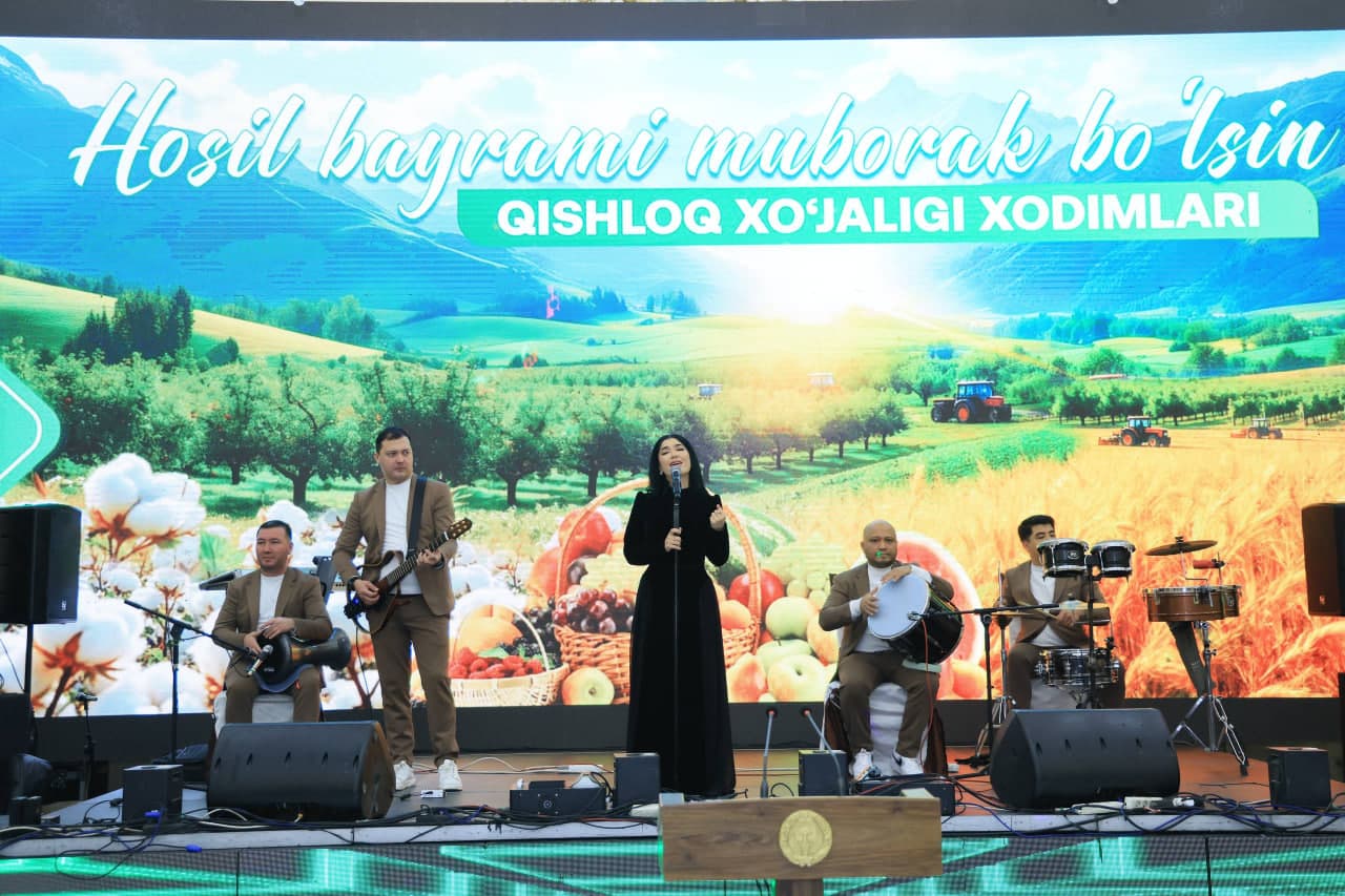В Фергане с большим размахом отмечают День работников сельского хозяйства