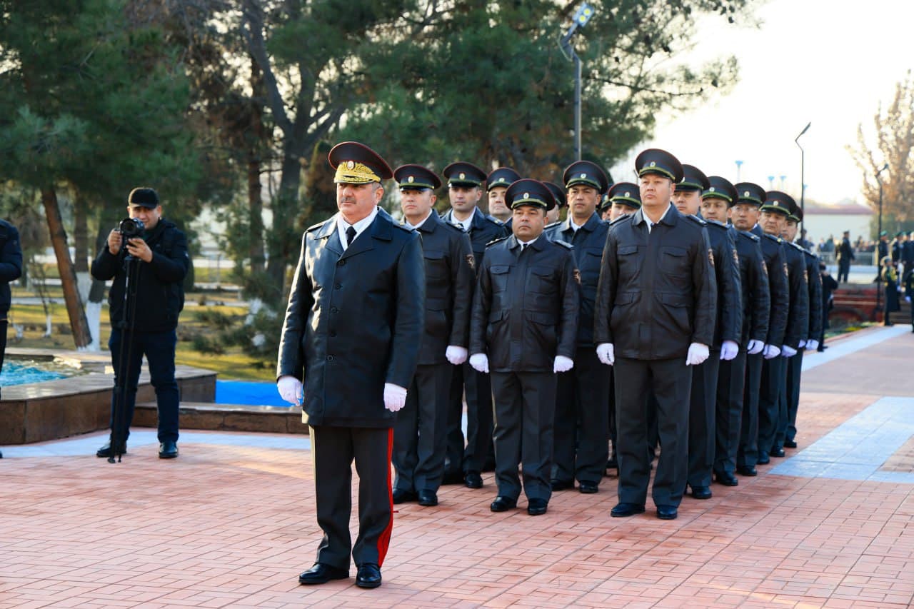 Wreaths were laid at the foot of the “Grieving Mother” monument in Fergana.