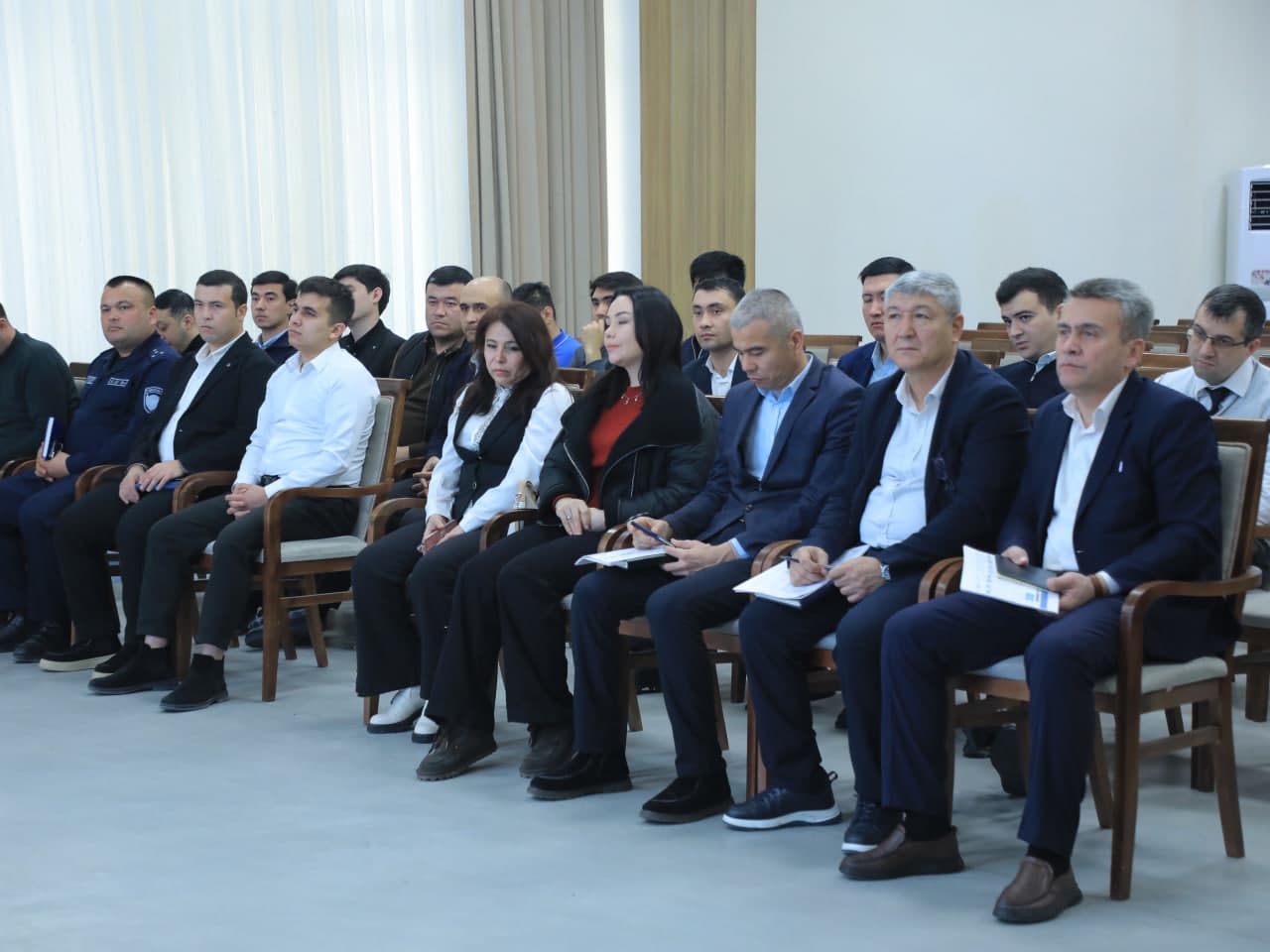 Farg‘ona viloyatida investitsiya va eksport hajmlarini oshirish bo‘yicha yuqori marralar belgilandi