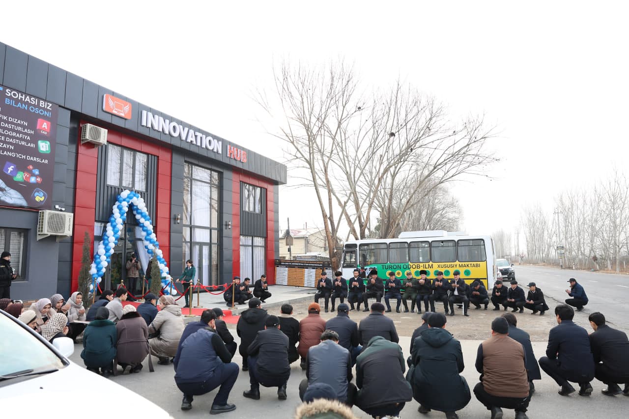 Фурқат туманида ахборот технологиялари соҳасини ривожлантириш, ёшларни замонавий касбларга йўналтириш мақсадида “Innovation hub” инновацион марказнинг тантанали очилиш маросими бўлиб ўтди
