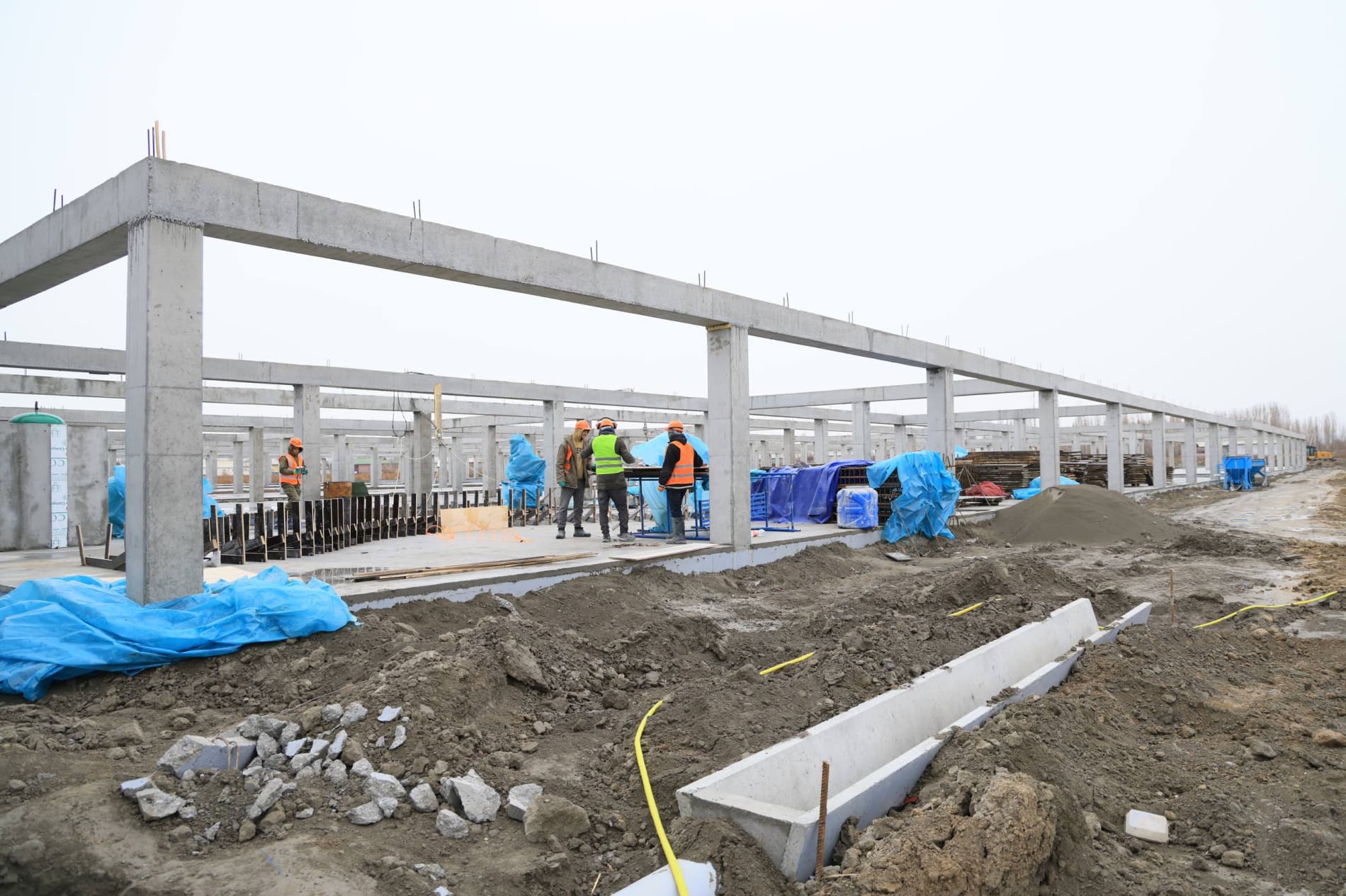 Furqat tumanida “Do‘stlik city Mall” xalqaro savdo va ko‘ngilochar kompleksi barpo etilmoqda