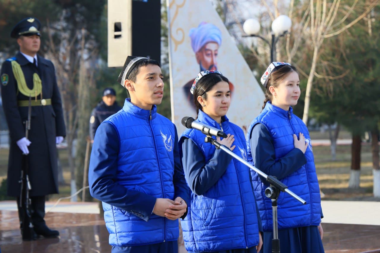 Буюк мутафаккир меросига эҳтиром: Алишер Навоий таваллудининг 585 йиллиги кенг нишонланмоқда