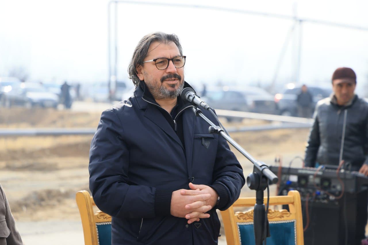 Қува туманида Туркиянинг "Heyal holding" компанияси томонидан ташкил этилаётган "Турон турк" махсус саноат зонасининг биринчи босқичи қурилишига киришилди