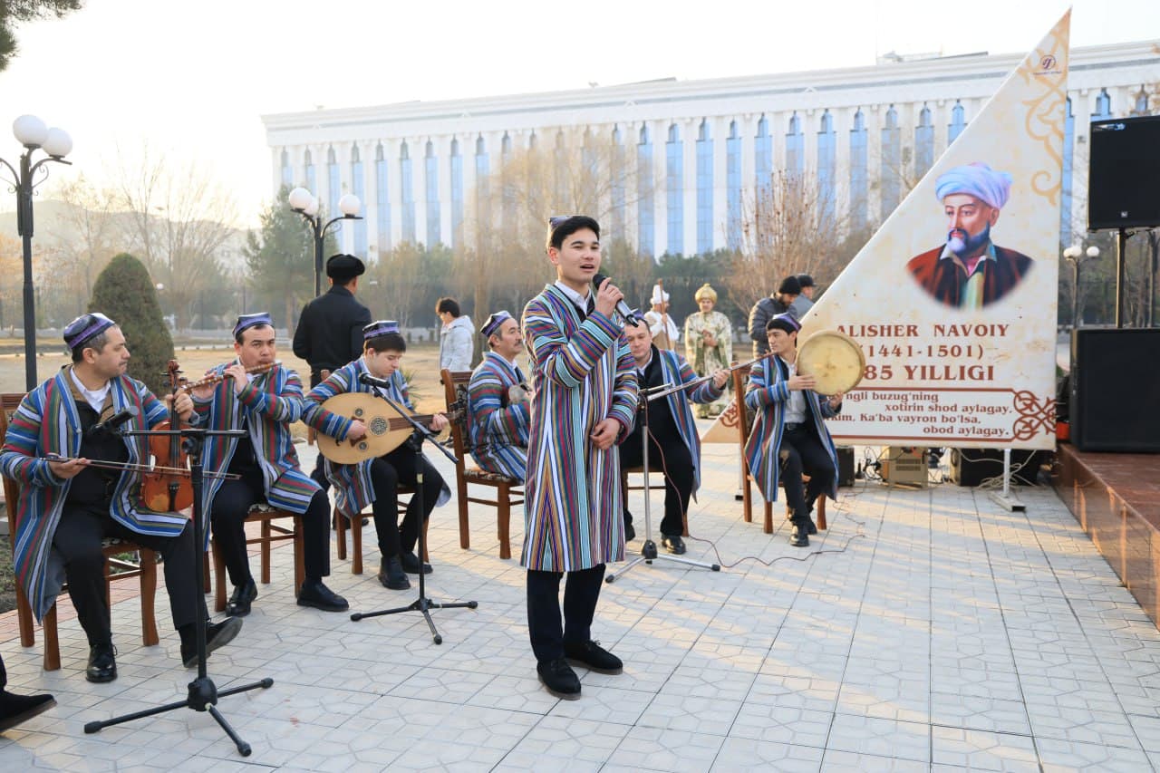 Буюк мутафаккир меросига эҳтиром: Алишер Навоий таваллудининг 585 йиллиги кенг нишонланмоқда