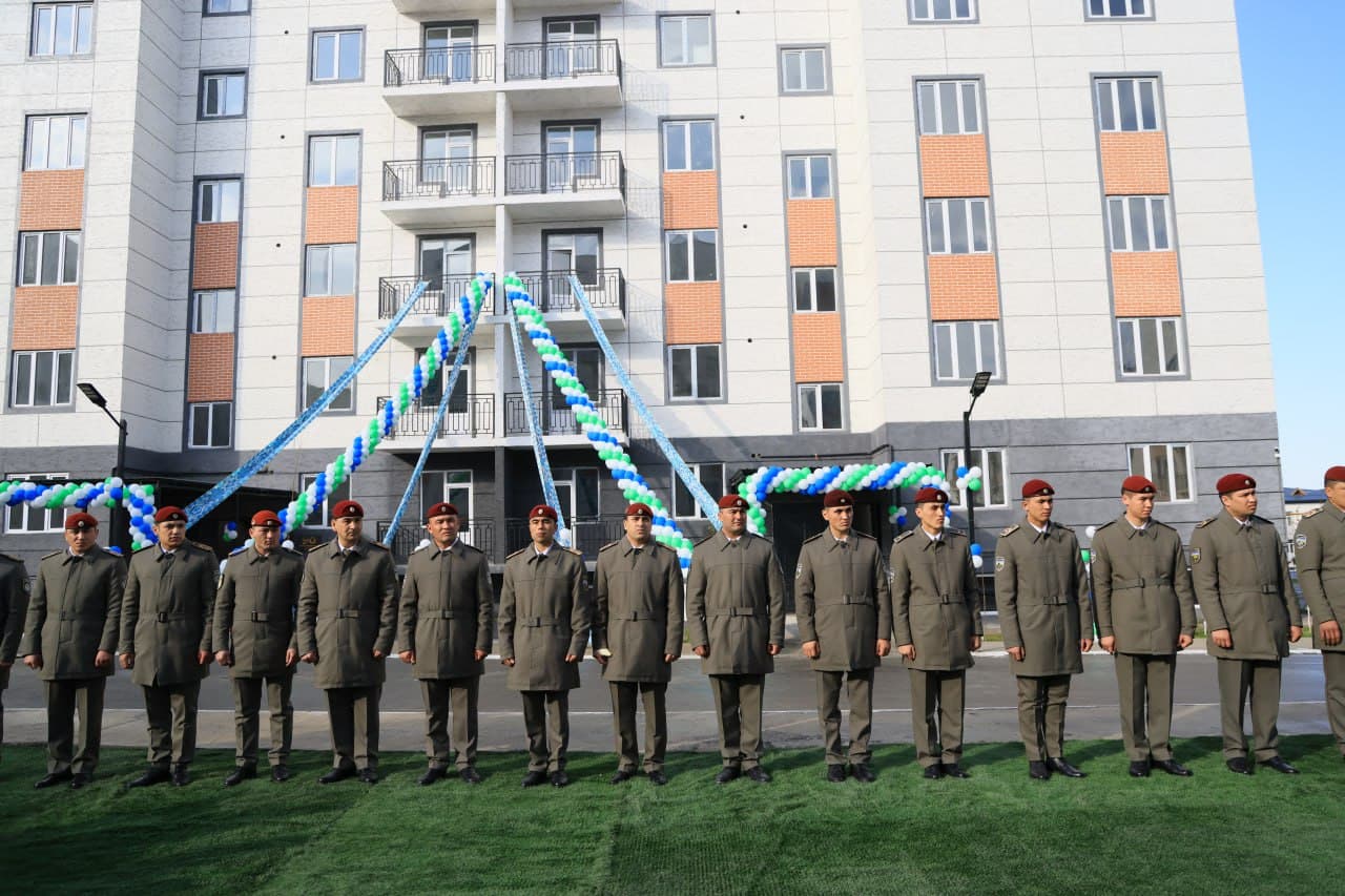 20 National Guard Servicemen Awarded New Apartments in Fergana
