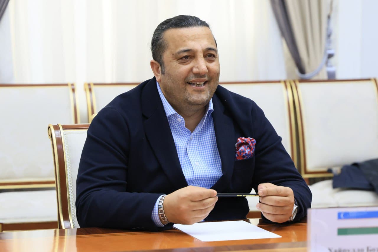 Хоким Ферганской области Хайрулло Бозоров сегодня принял делегацию во главе с турецким инвестором Эрканом Алканом