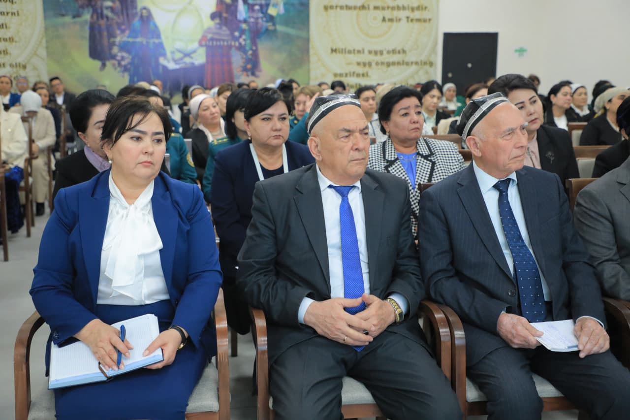 Вилоят ахборот-кутубхона марказида “Оила ва никоҳ – муқаддас” мавзусида семинар ташкил этилди