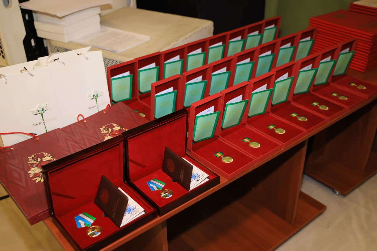 Нафосат ва гўзаллик байрами: Фарғонада Халқаро хотин-қизлар куни кенг нишонланмоқда