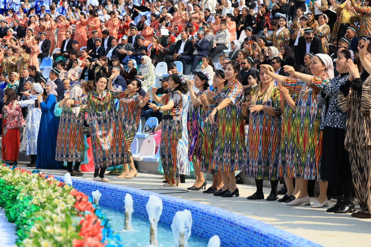 Фарғонада Наврўз байрами кўтаринки руҳ, миллий анъаналар ва қадриятларга мос тарзда кенг нишонланмоқда