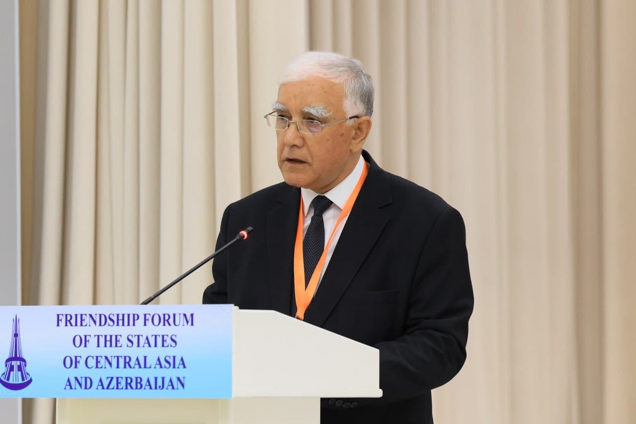 Фарғона вилоятида ўтказилаётган “Марказий Осиё давлатлари ва Озарбайжон” дўстлик форуми доирасида “Марказий Осиё давлатлари ва Озарбайжон дўстлигининг янги даври” мавзусида халқаро конференция бўлиб ўтди
