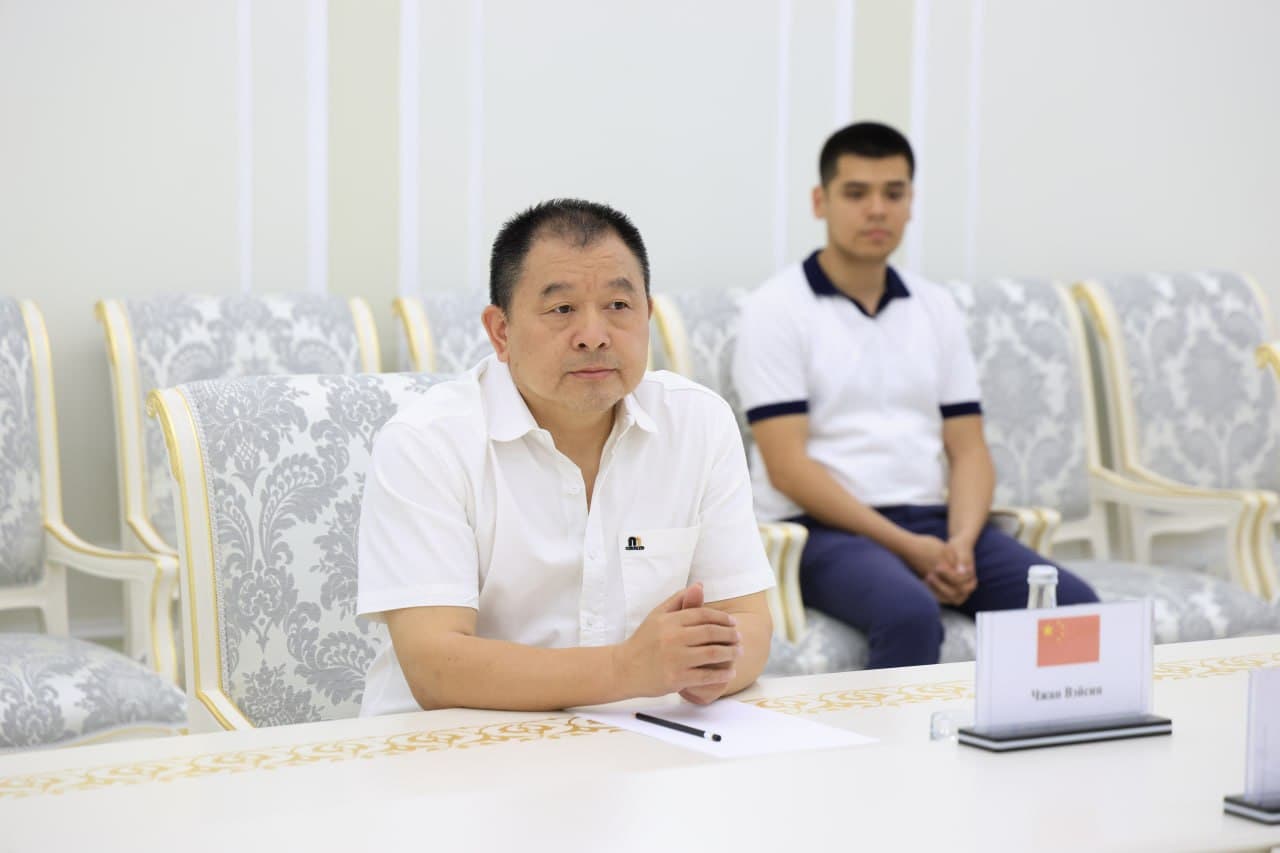 The Governor of the Fergana region Khayrullo Bozorov received Zhang Weixing, the head of the Chinese company "Shaoxing Shaxue Daily Chemical Products Co., Ltd" and founder of "LULIN" LLC