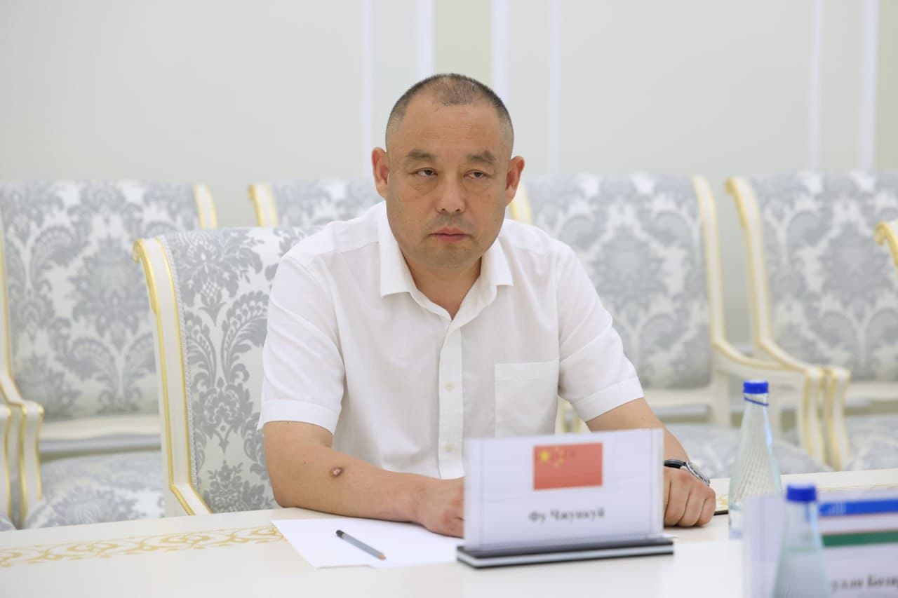 Viloyat hokimi Xayrullo Bozorov Xitoyning “Beijing Goldenwater Information Technology Development Co., Ltd.” kompaniyasining O‘rta Osiyodagi vakili Fu Chjunkuyni qabul qildi.