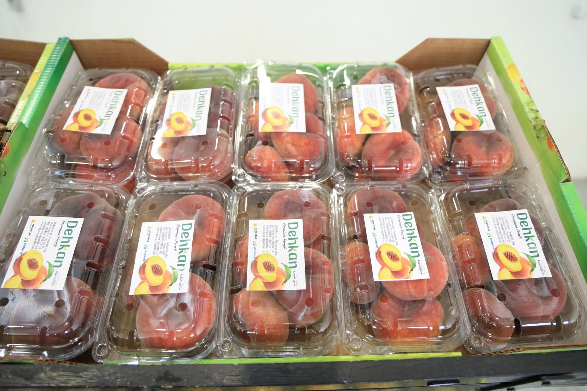 Cherries grown in the Fergana region, as well as apricots and peaches for the first time ever, have been introduced to the Malaysian market.