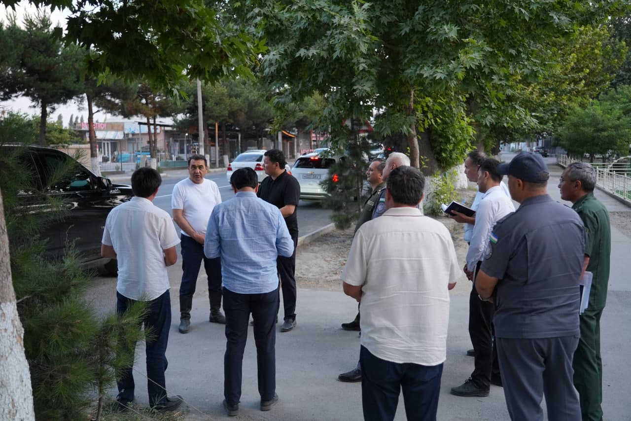 Regional Governor Khayrullo Bozorov visited the mahallas of Uchkuprik district and closely reviewed the implementation of key driver sectors being developed there.