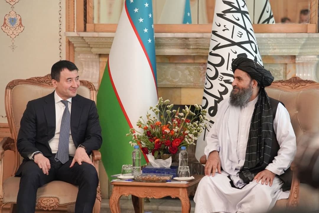 In Kabul, a delegation of the Republic of Uzbekistan led by Deputy Prime Minister Jamshid Khodjaev met with Afghanistan’s Deputy Prime Minister for Economic Affairs, Mullah Abdul Ghani Baradar.