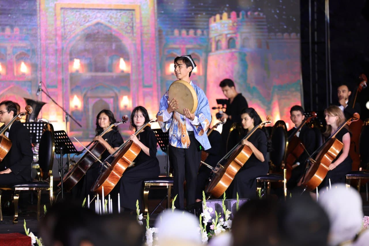 Classical and Contemporary Music Performed at Urda Square