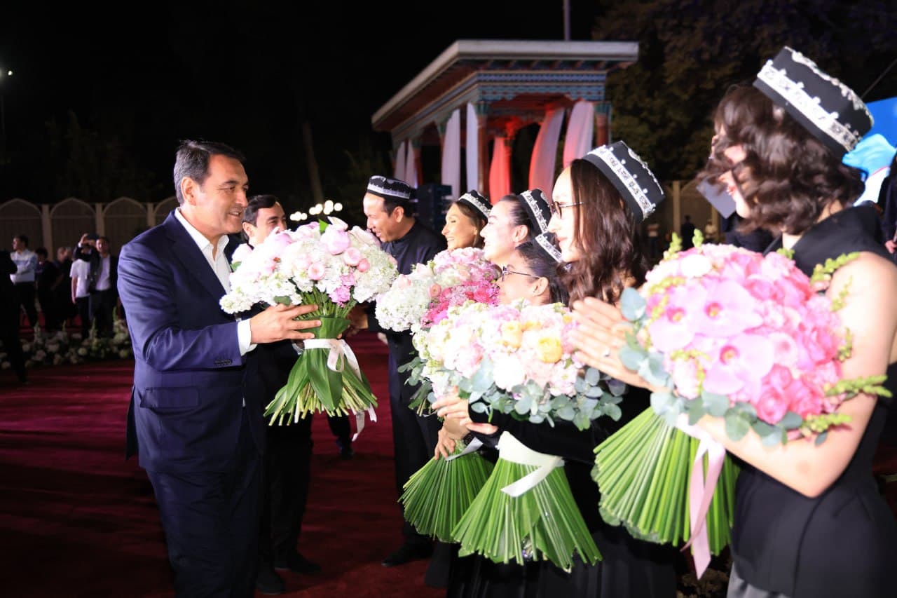Classical and Contemporary Music Performed at Urda Square
