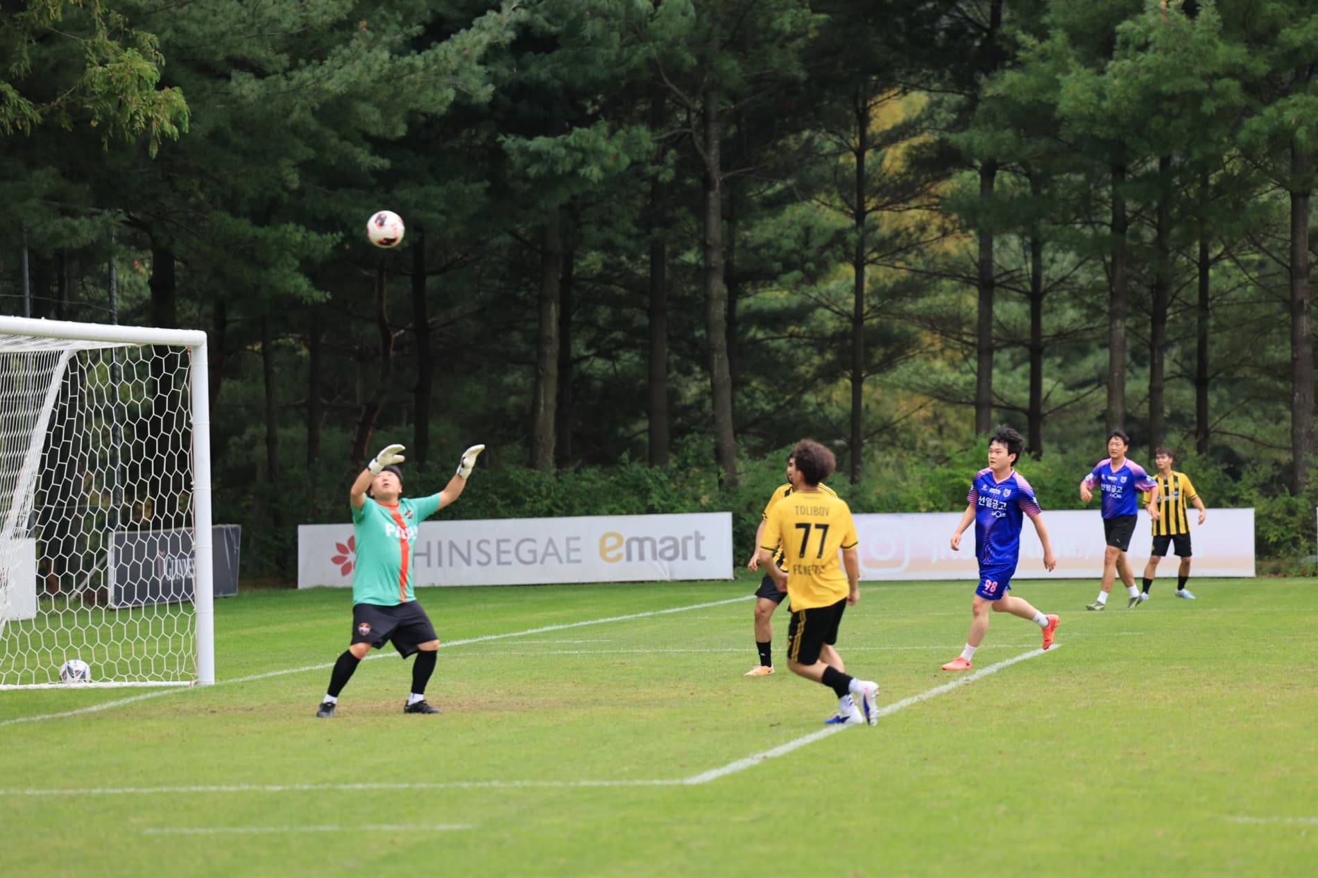 Go Neftchi! Go Fergana! Neftchi Korea Shows Its Strength on the Pitch in Paju