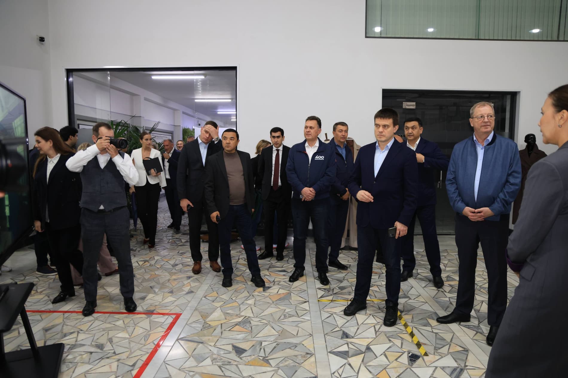 Экспортная одежда, произведённая в Маргилане, поставляется и на российский рынок