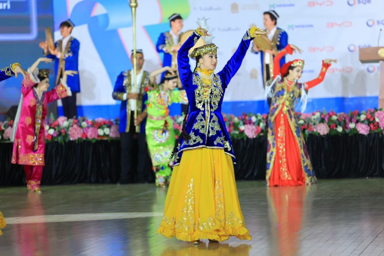 “Prezident Olimpiadasi” sport musobaqalarida umumjamoa hisobida g’olib va sovrindor bo‘lgan hududiy sport delegatsiyalar tantanali taqdirlandi.