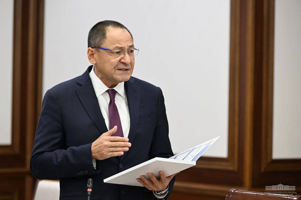 A report on the results and future plans in the field of sports was presented